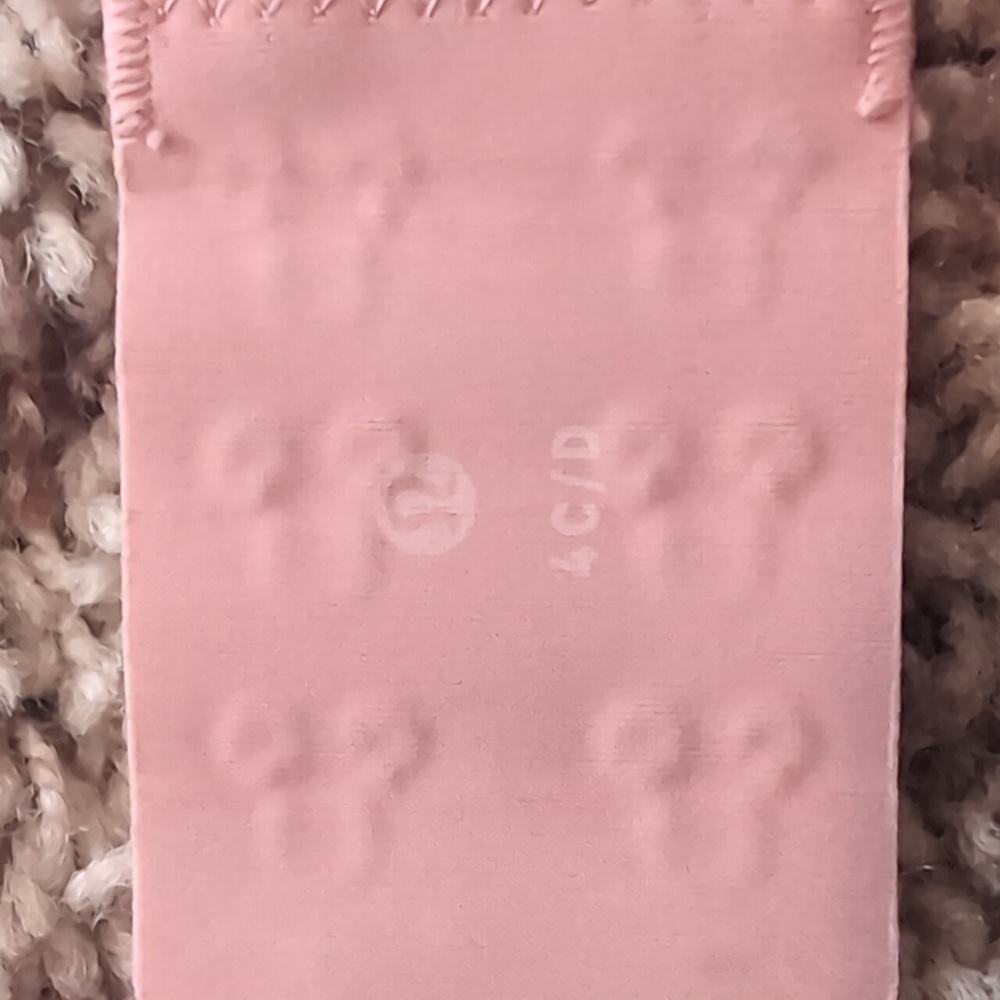 Lululemon In Alignment Bra Size 4 C/D In Pink Puff - image 4